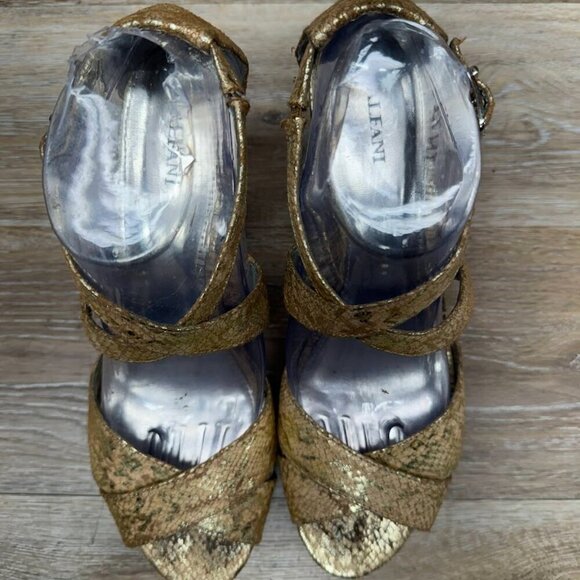 Alfani Jersey Cork Wedge Gold Reptile Pattern Strappy Sandal Women's Size 9 - Picture 2 of 6